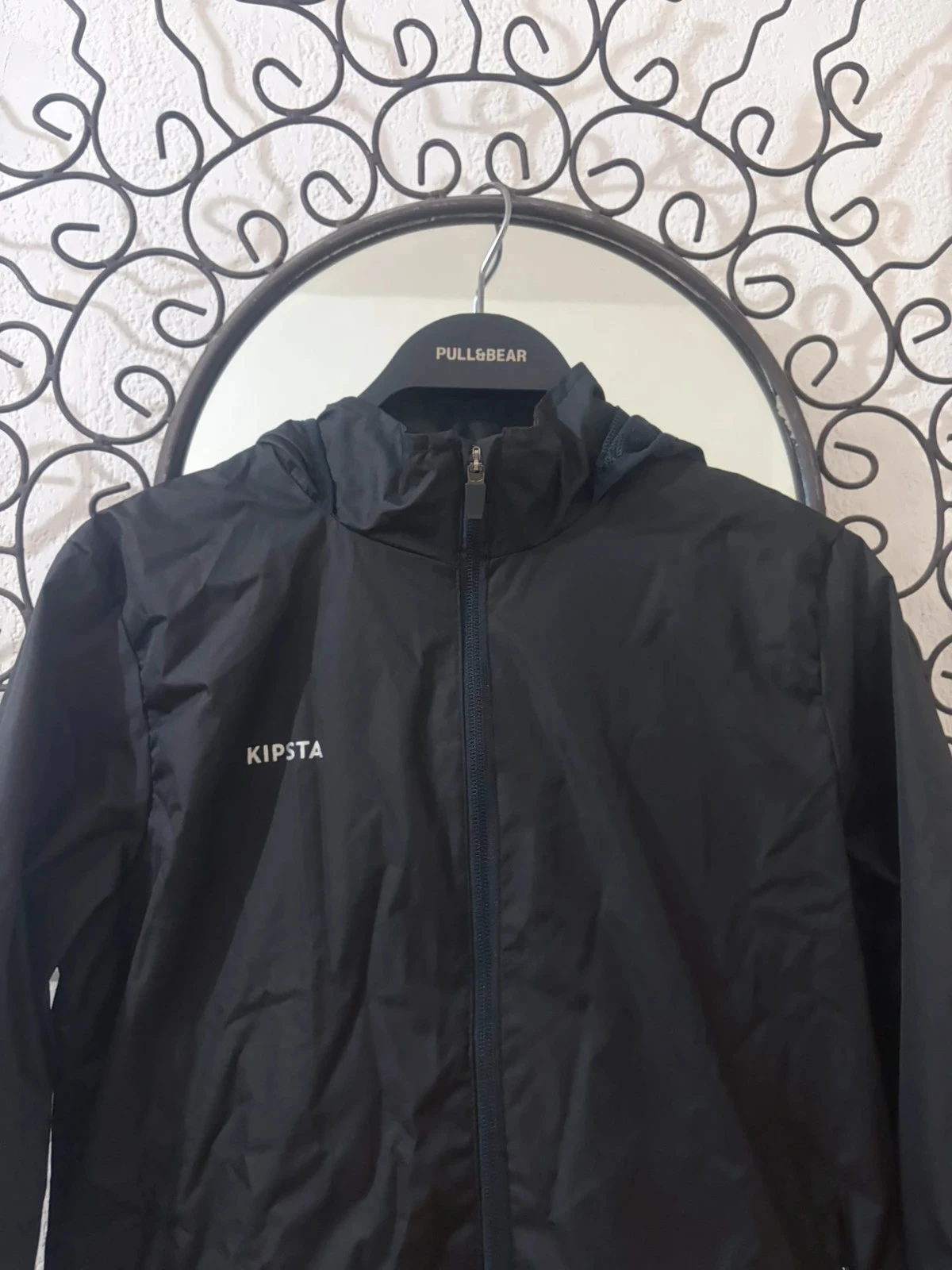 Casaco de Vento Técnico Preto Kipsta – Proteção Esportiva Impermeável – Tamanho 10-11 Anos (141-150 cm) – photo 4